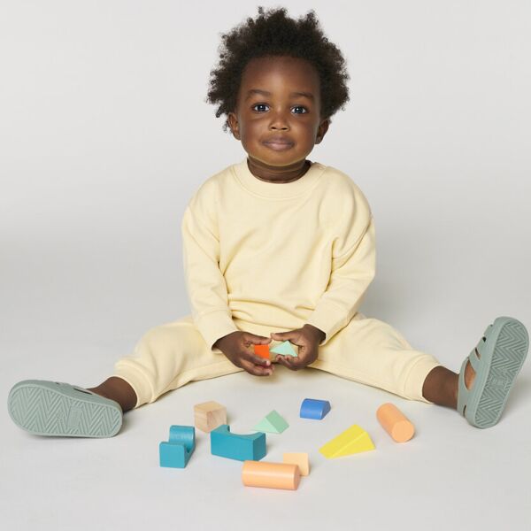 Baby Changer sweater Thumbnail